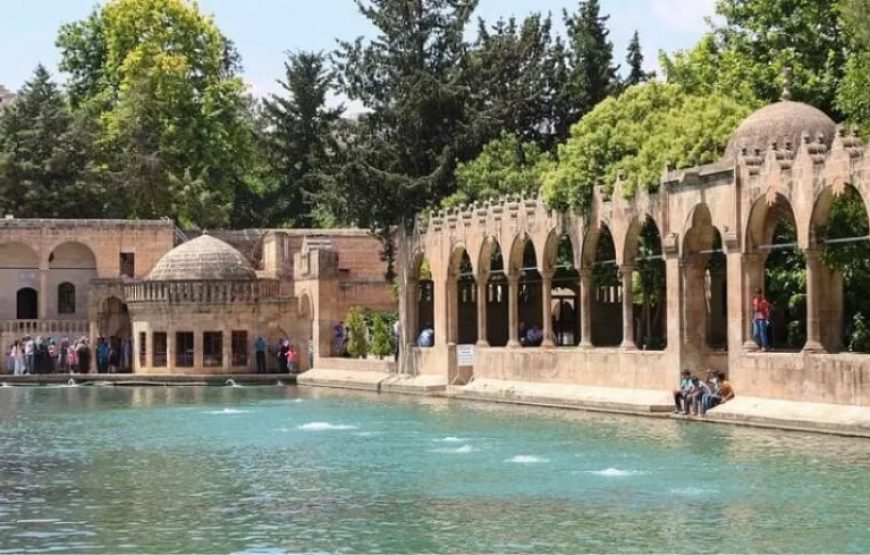 Turkey Islamic tour With Umrah 21 days
